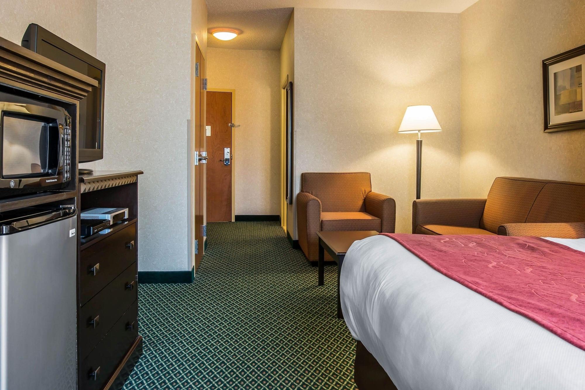 Comfort Suites Canton - Detroit Dış mekan fotoğraf