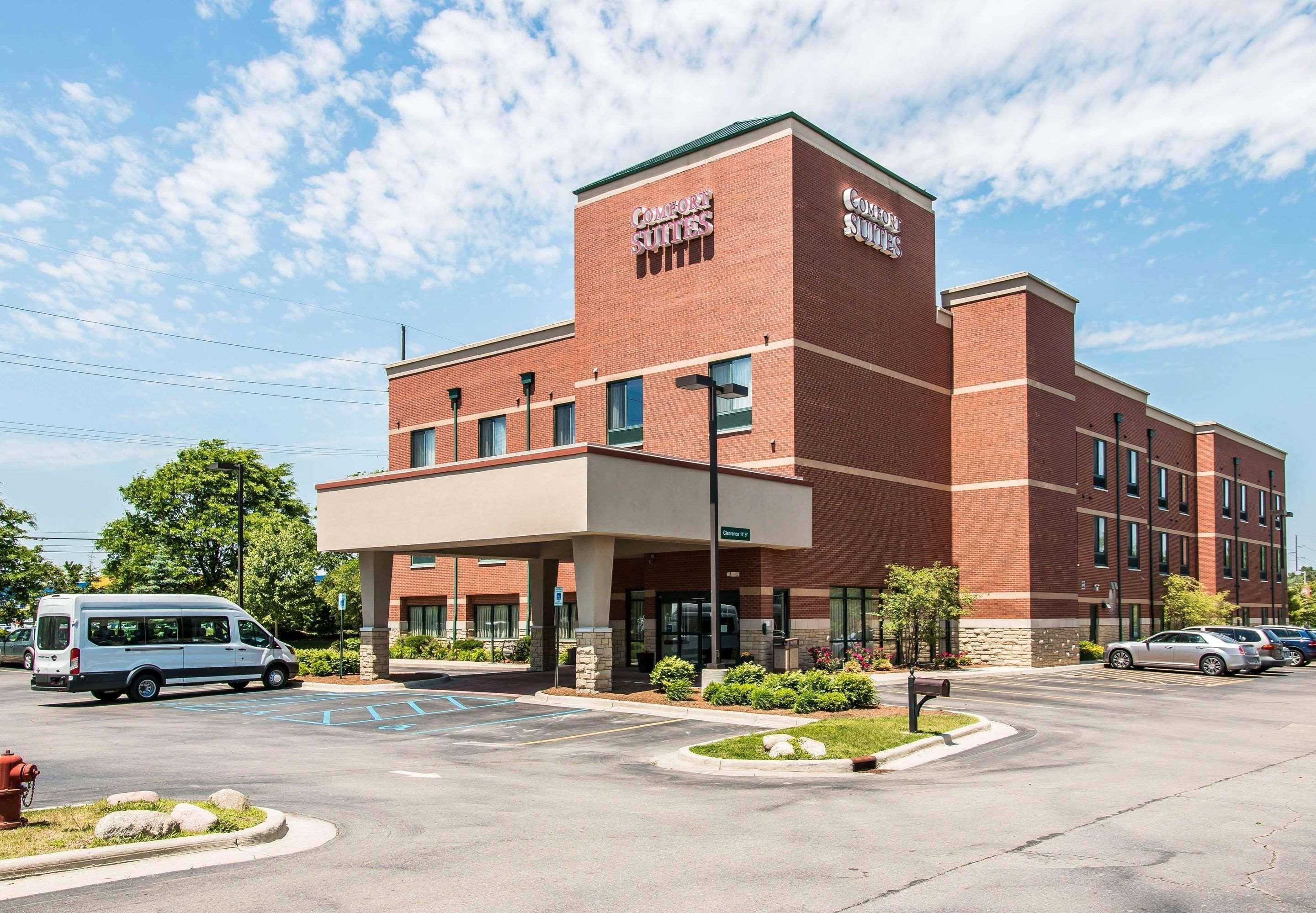Comfort Suites Canton - Detroit Dış mekan fotoğraf