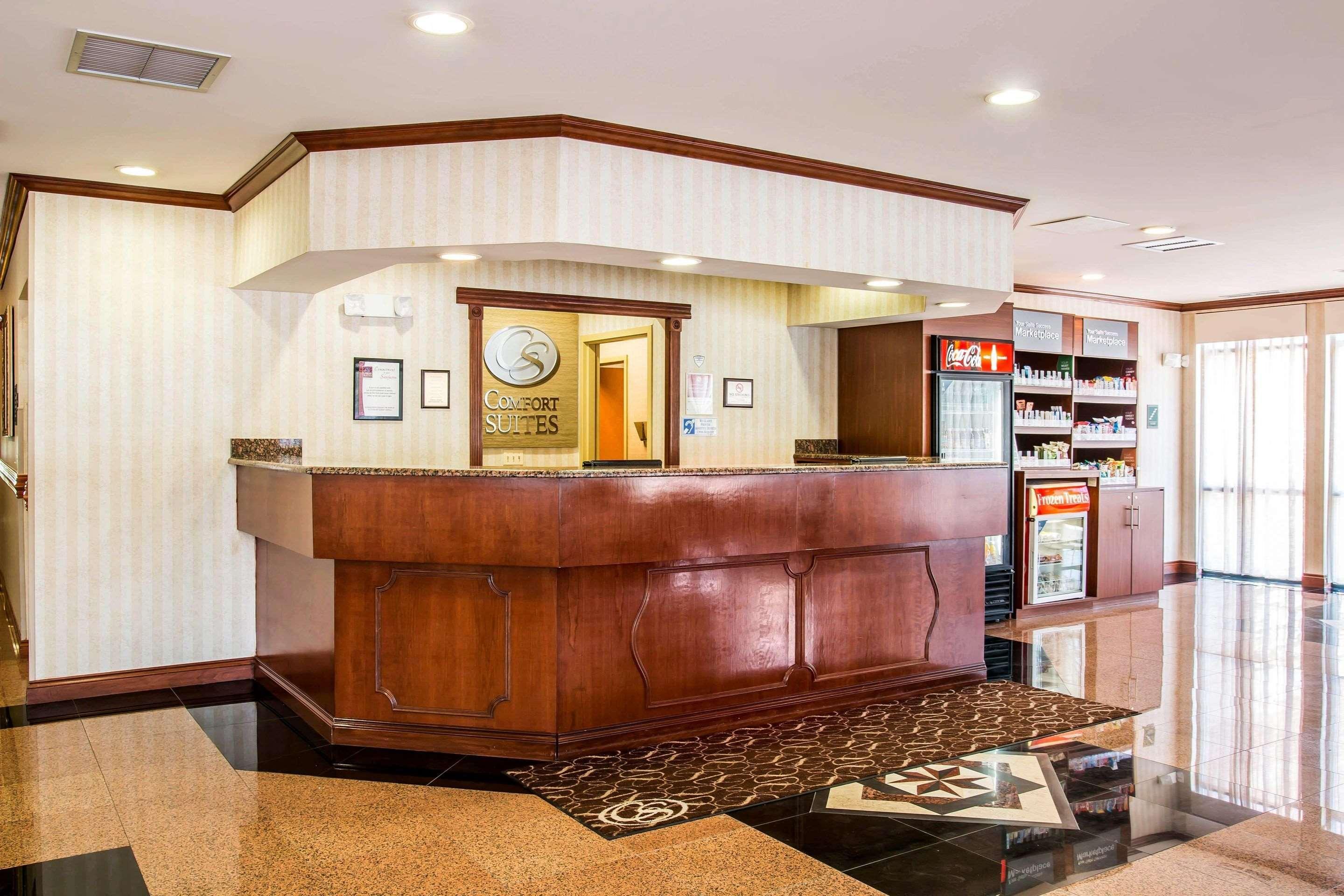 Comfort Suites Canton - Detroit Dış mekan fotoğraf
