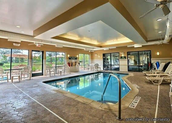 Comfort Suites Canton - Detroit Dış mekan fotoğraf